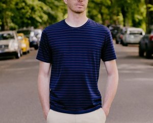 Wool&Prince Crew NeckNavy:Red Pinstripe